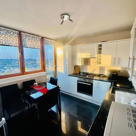 3 Bed Sky Apartment Se15 Peckham Londra Esterno foto